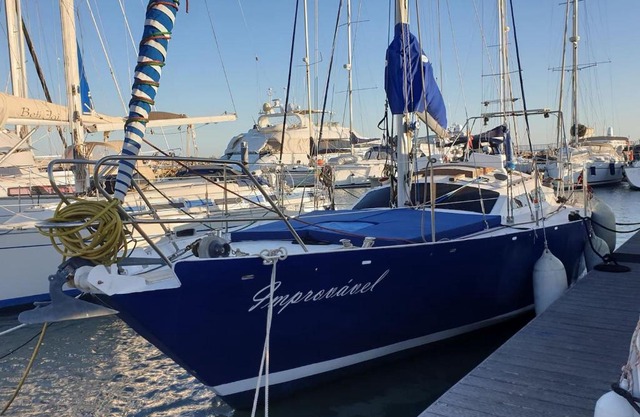 Vacations in a Sailboat