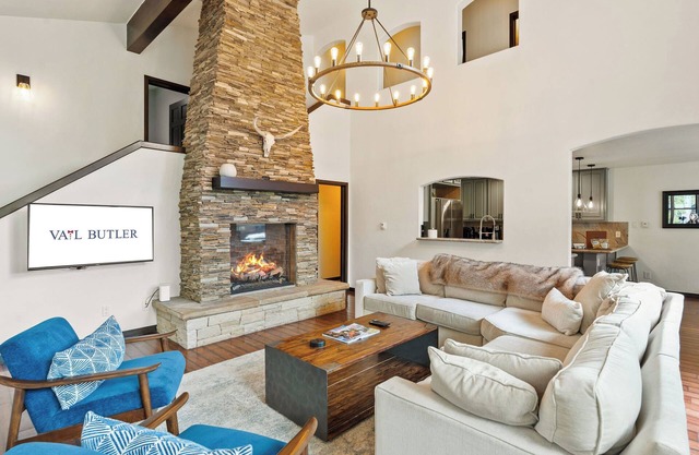 Vail Butler | Spacious East Vail Getaway - Hot Tub, close to ski Vail, hike, bike