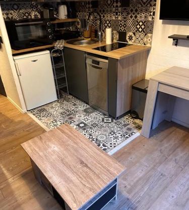Valfrejus Studio 19m2 cosy 60 m des pistes draps non compris