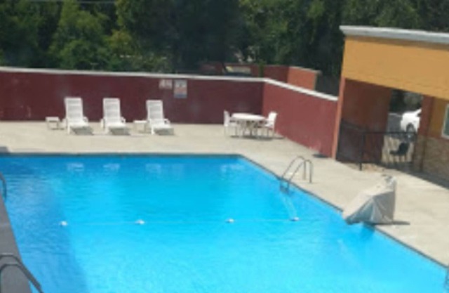 Valley Inn & Suites