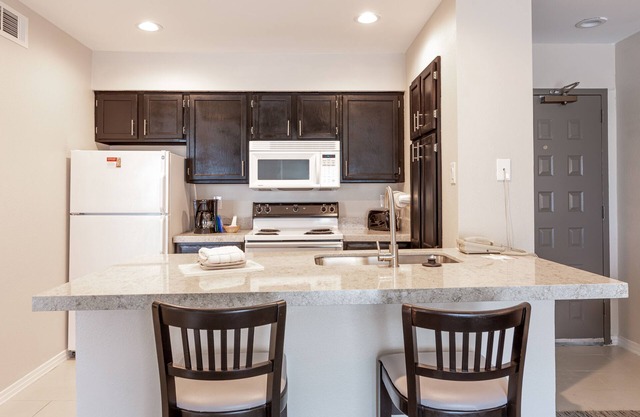 Value Suites Extended Stay - Arlington