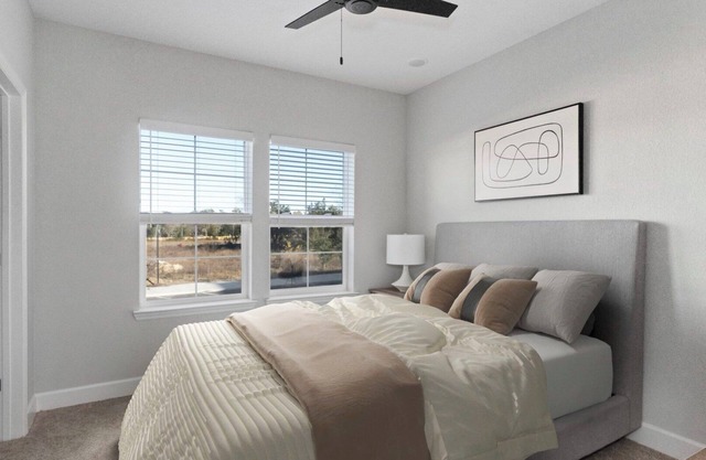 Vanguard 2BD 5 - Two Bedroom Apartment, Sleeps 4
