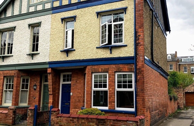 Vas's York House