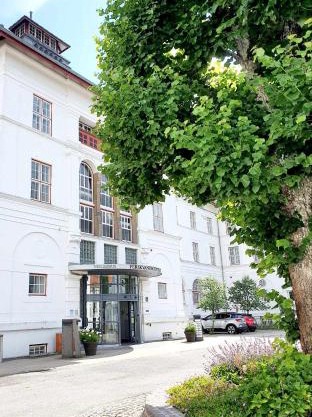 Vejlsøhus Hotel and Conference Center