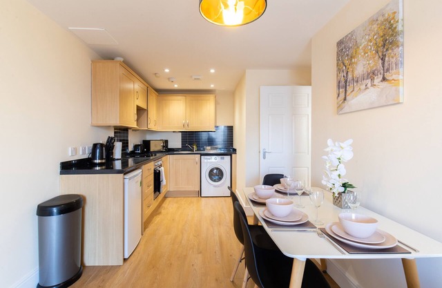 Velvet 1-bedroom penthouse, Clockhouse, Hoddesdon