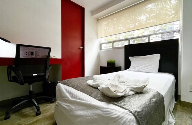 VH | Suite Escandón | Double Bed + Rooftop | 331