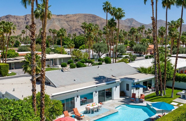 Via Lazo - Luxury Executive Home on the Golf Course! Majestic Mountain Views!