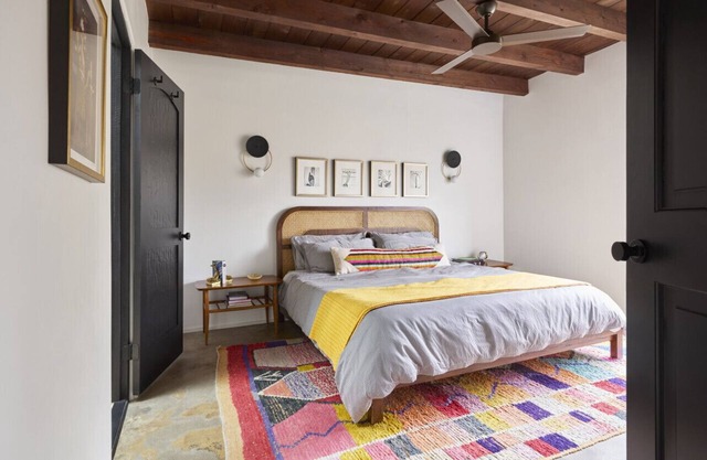 Vibrant, Light-Filled “Onu Suite” @ La Dea