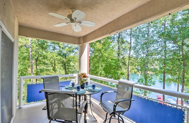Views, Pools & Marina: Lake Keowee Condo!