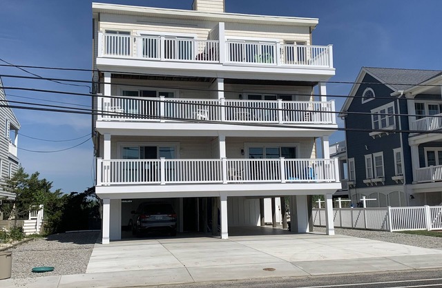 VIEWS! VIEWS! VIEWS! Enjoy fantastic Ocean and Bay Views