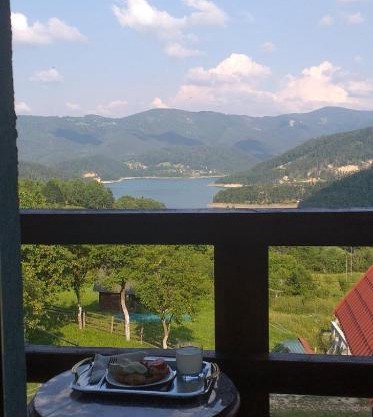 Vikendica Jezdić