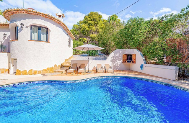Villa Abeto - Two Bedroom Villa, Sleeps 4