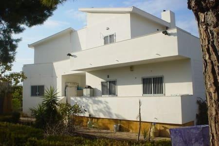 Villa Alma