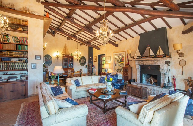 Villa Ammiraglia Ansedonia Prestigious villa with park and pool- for 8 people