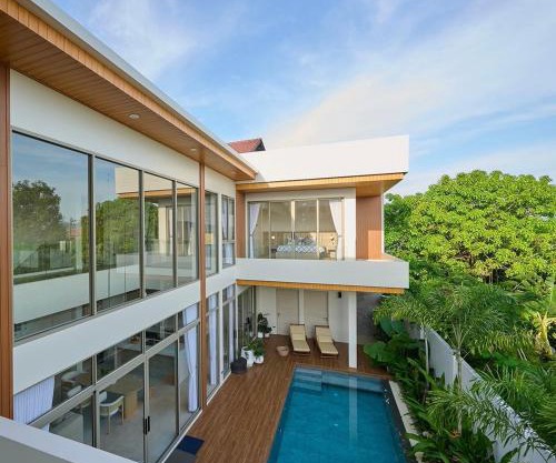 Villa Belcasa Phuket, Cherngtalay I New Cozy 3BR Pool Villa, Walk to Boat Avenue, Near Bangtao Beach