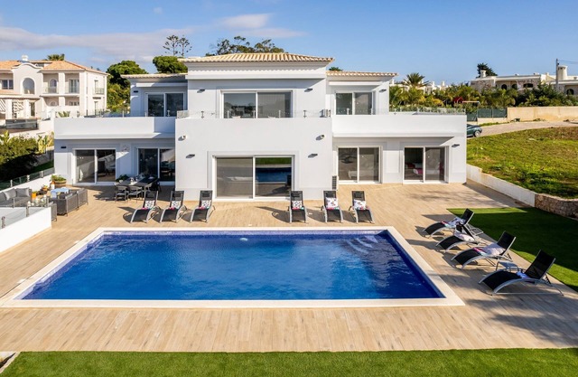Villa Benisamar | Beautiful and Elegant.