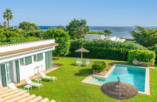Villa Binimigi - Four Bedroom Villa, Sleeps 8