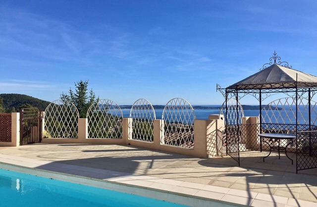Villa Côte azur stunning sea views private pool for 4 person, air conditioning