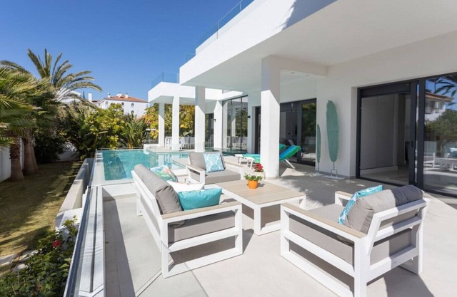 Villa Calima · Villa with private pool