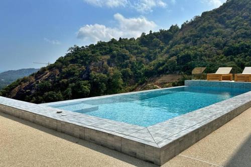 Villa Capri piscine jacuzzi vue mer