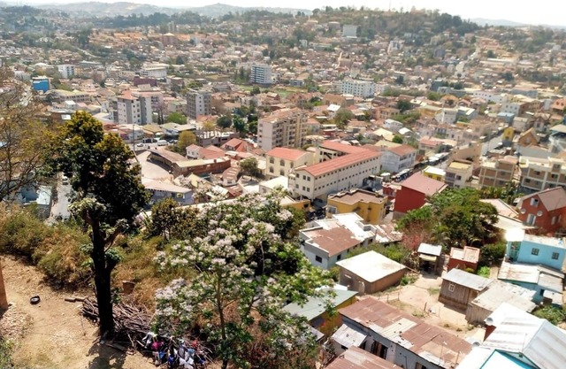 Villa center Antananarivo - garage -wifi- 160m2- equipped-3 bedrooms