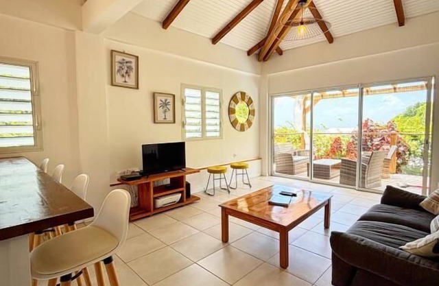Villa Claragane: private pool, sea & forest view, ideal for 4 travelers.