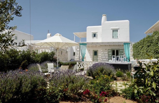 Villa Dinos