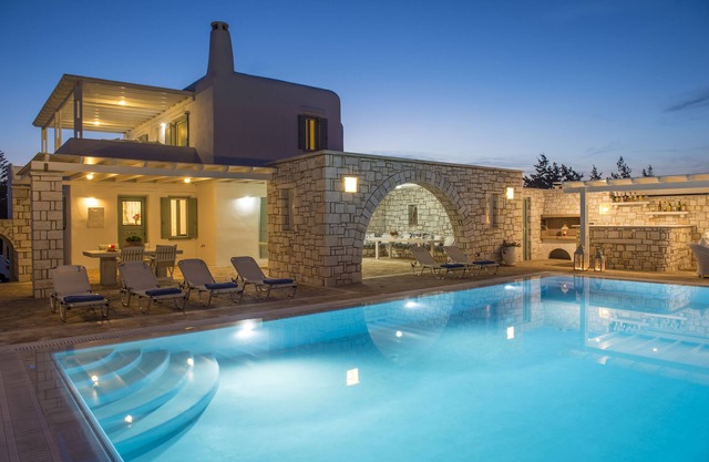 Villa Dionysos - villa with sea view,outdoor pool,bar and barbecue!