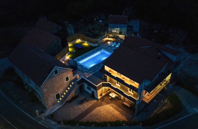 Villa DUKA with heated private pool - Makarska region