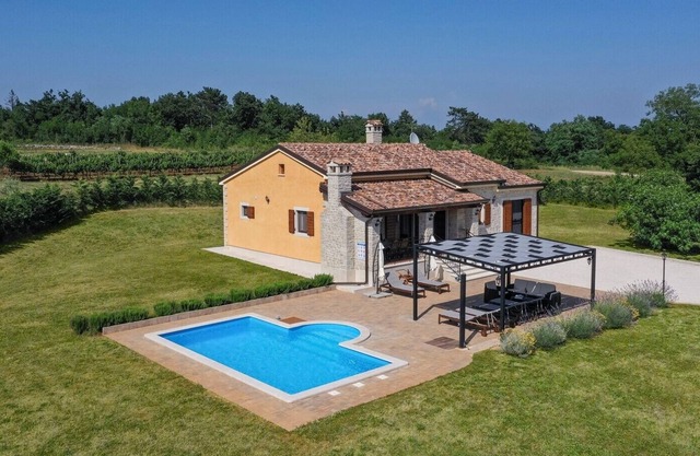 Villa Elida with Pool in a secluded location - Central Istria