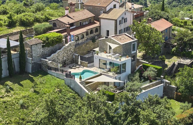 Villa Fortezza - pool, sauna, Jacuzzi and countryside views