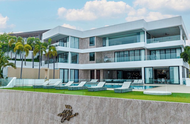 Villa Hotel California - Seaview Mansion