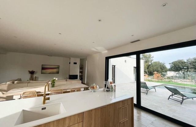 Villa in the heart of the garrigue on the outskirts of Nimes