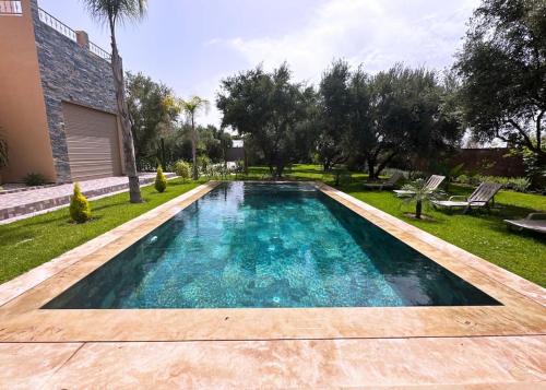 Villa Kamélia 5000m Hammam Piscine Chauffée et Sans Vis à Vis