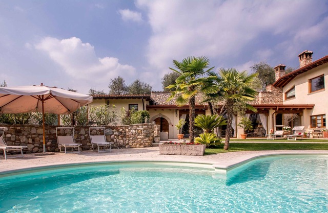 VILLA MARIO RESORT Garda See Salò Italy -- Luxury, Nature, Relax --