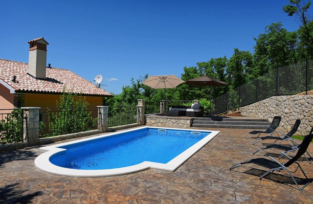 Villa Nina-The oasis of peace in Labin/Kožljak