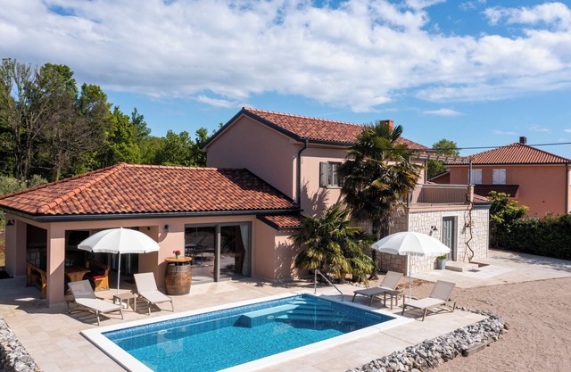 Villa Olive Paradise with pool and sauna (Kvarner - Malinska)