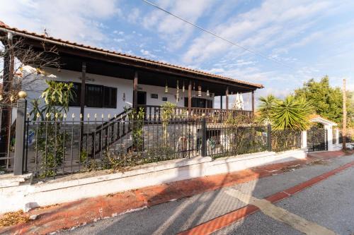 Villa Philippopolis - Elegant & Spacious Retreat