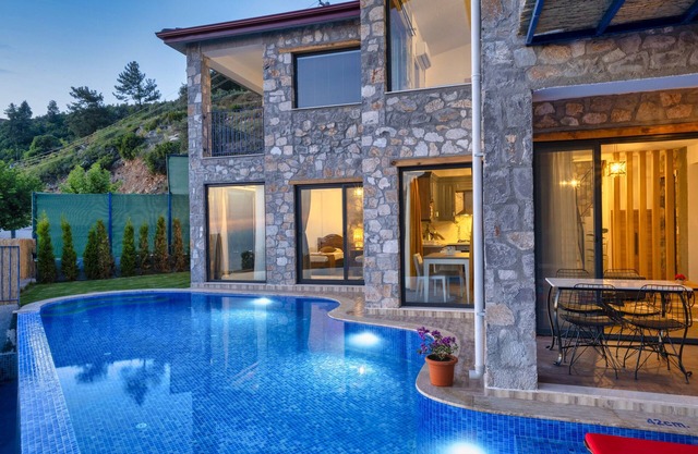 Villa Pine Private Located in a quiet and picturesque location