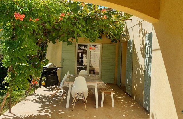 Villa Près D'aix-en-provence - 10 Couchages