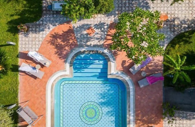 Villa Rita, Tennis Garden & Pool