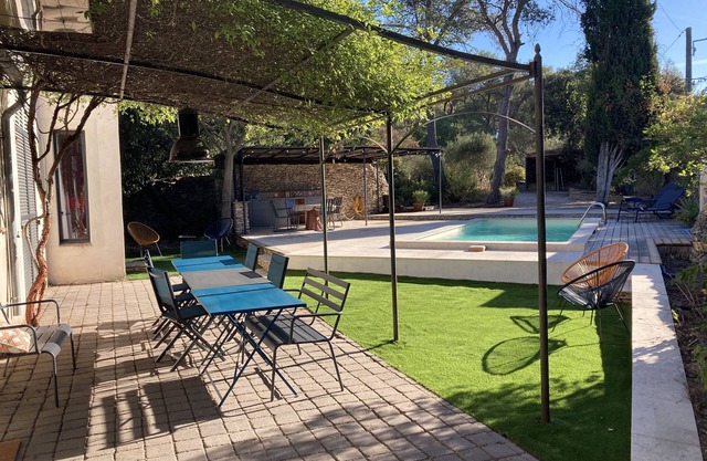 Villa Type Mazet, Grand Confort, au Calme