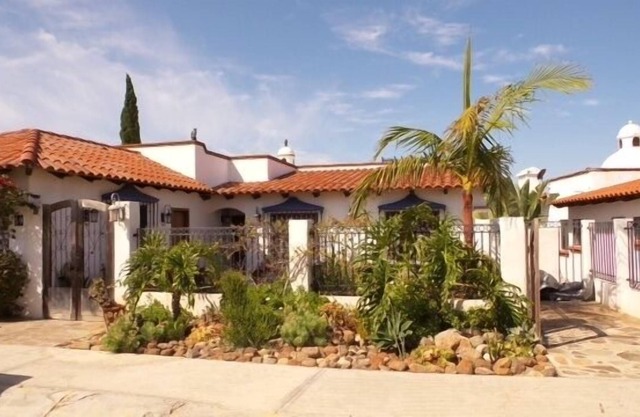 Villa with incredible ocean views on golf course in gated community in Bajamar