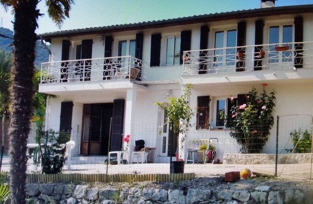 Villa with pool near Nice