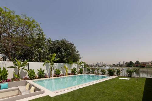 Villa Zalex Springs 14 Luxury Living with Private Pool