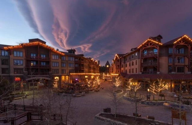 Village 2230 White Mountain Lodge