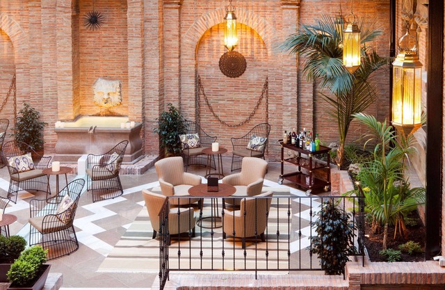 Vincci Albayzin Hotel