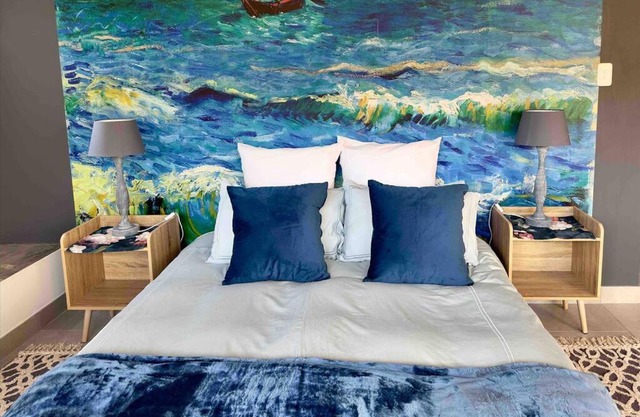 Vincent - Artistic Luxury Suite