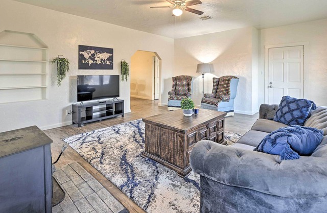 Visalia Home w/ Patio < 8 Mi to Main St!