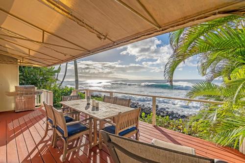 Waimea Bay Shoreline House
